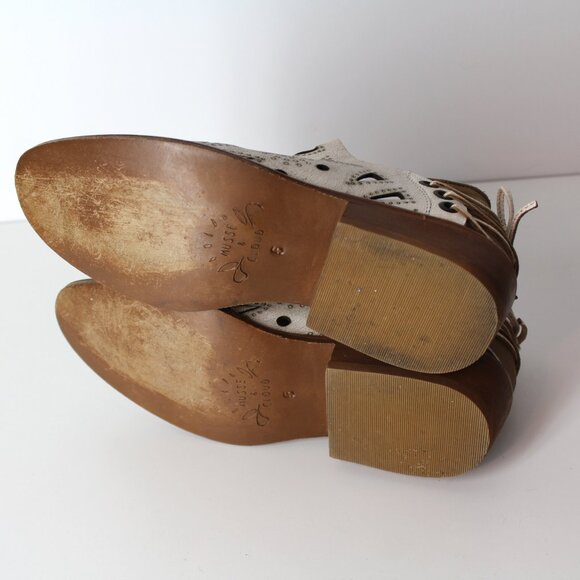 Musse & Cloud Western laser cut distressed white Booties Ankle boots 5 US  / 36 - Picture 11 of 14